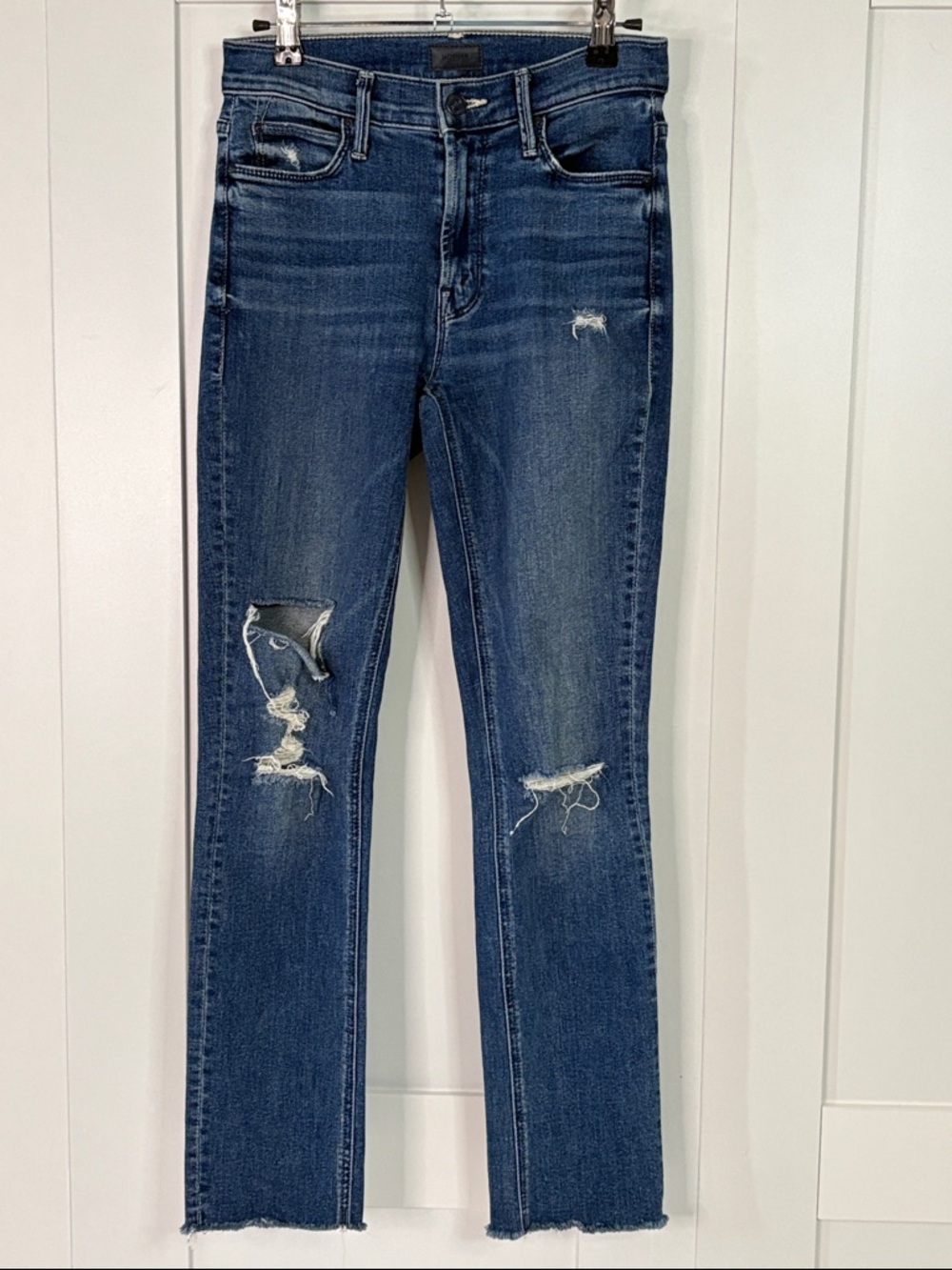MOTHER The Mid Rise Dazzler Ankle Fray jeans